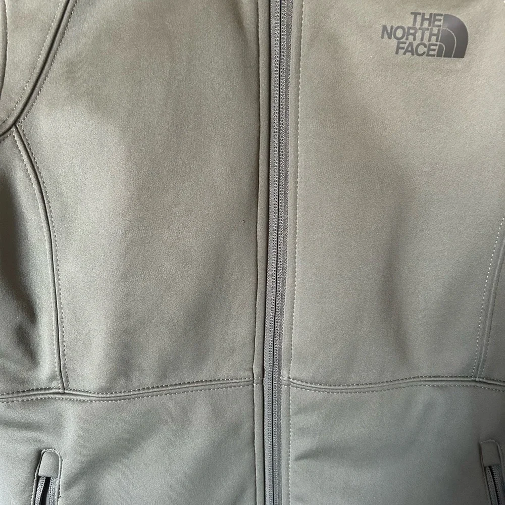 The North Face Jacket XS - EUC see note - Picture 14 of 16